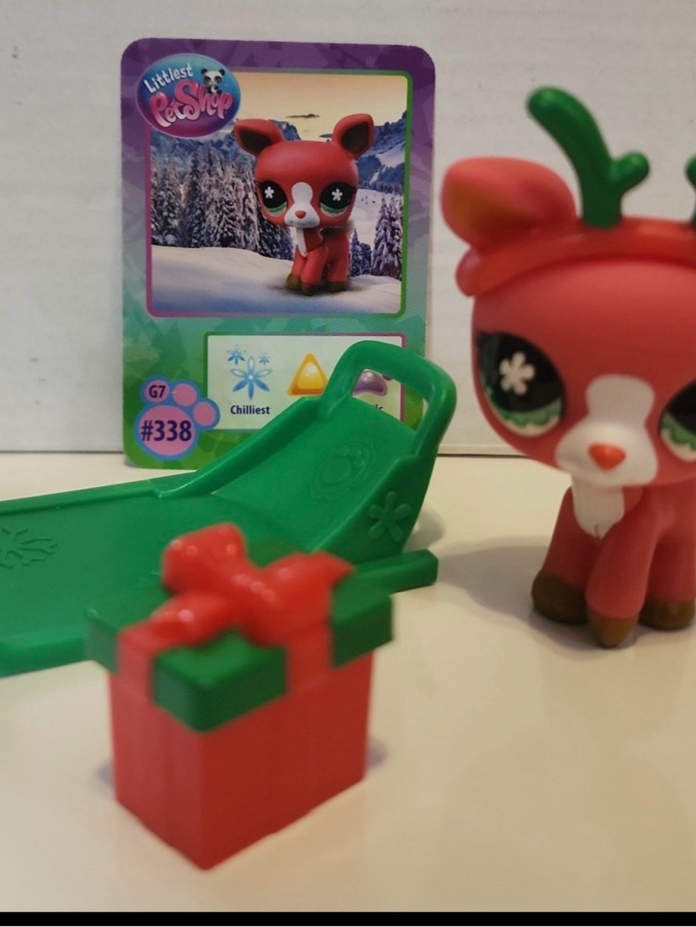 Littlest Pet Shop #338 Pink Reindeer Pet with Green Sled and Red Gift